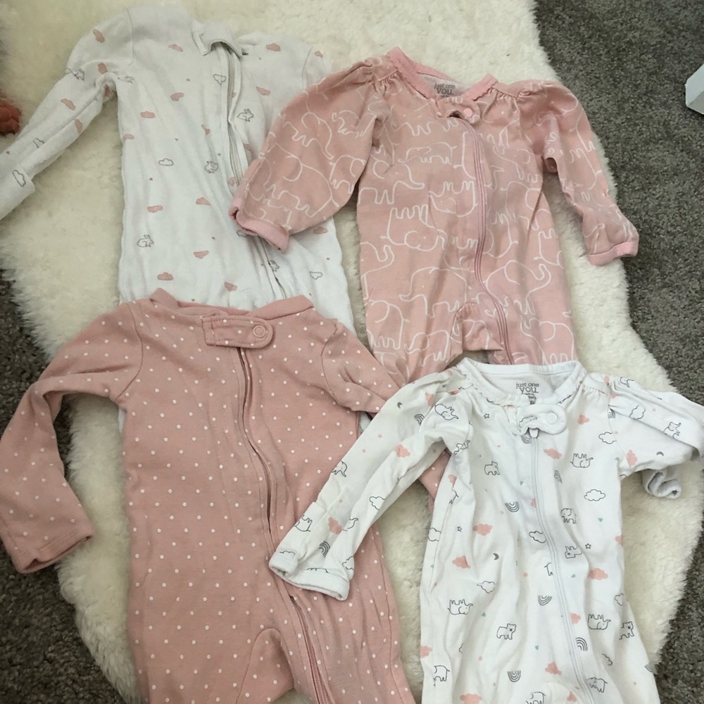 Set of 4 Carters Zip-Up Sleep and Plays